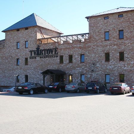 Hôtel Tvirtove Prie Didziulio à Dėdeliškės Extérieur photo