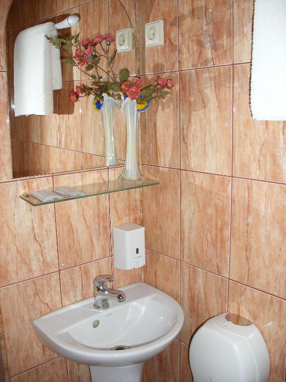 Hôtel Tvirtove Prie Didziulio à Dėdeliškės Chambre photo